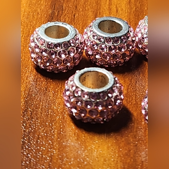 Retired Brighton bead pink ice diva- posting is only for purchase of one bead - Picture 3 of 9